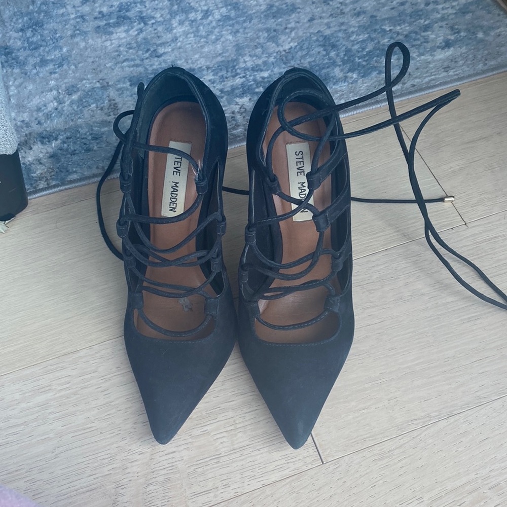 Steve Madden Black Lace Up Pointed Pumps Size 7